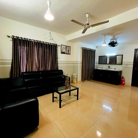 Апартаменти Orkuz Residency Kochi Екстер'єр фото