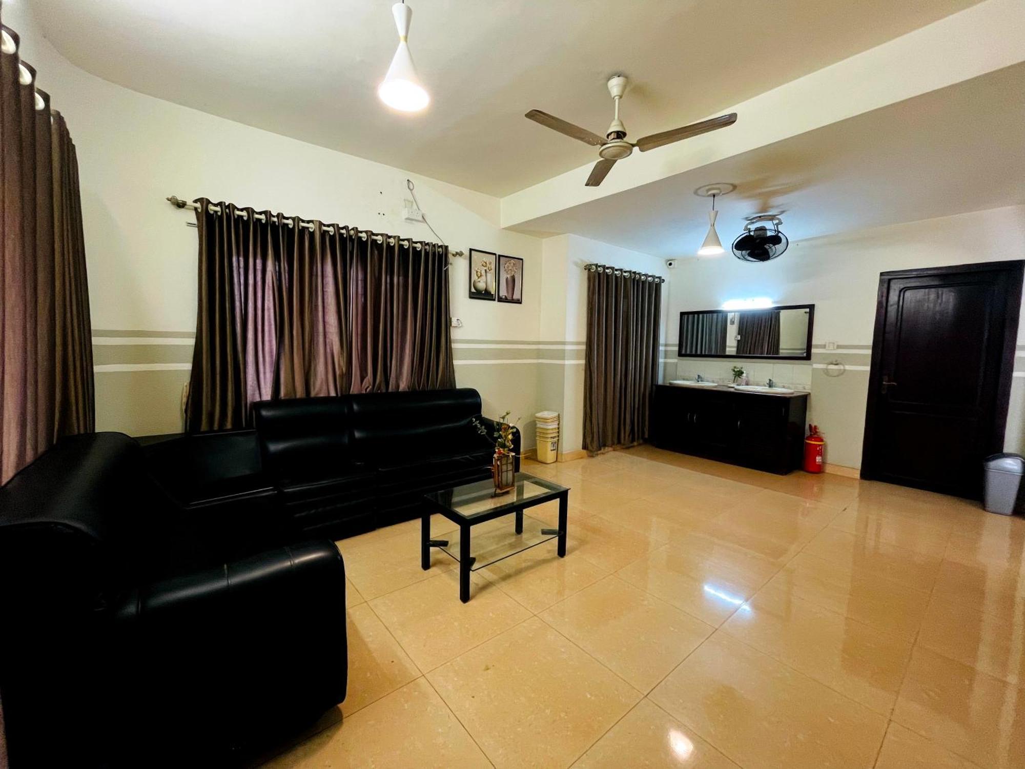 Апартаменти Orkuz Residency Kochi Екстер'єр фото