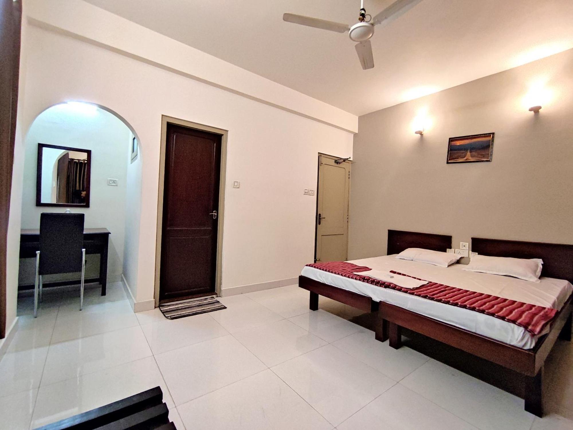 Апартаменти Orkuz Residency Kochi Екстер'єр фото